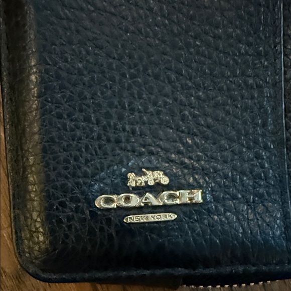 Coach Black Leather Wallet with Gold Chain - Picture 4 of 4